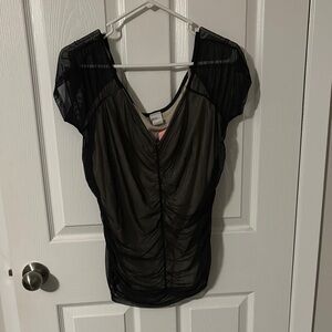 Lilian Black and Tan Ruched Top